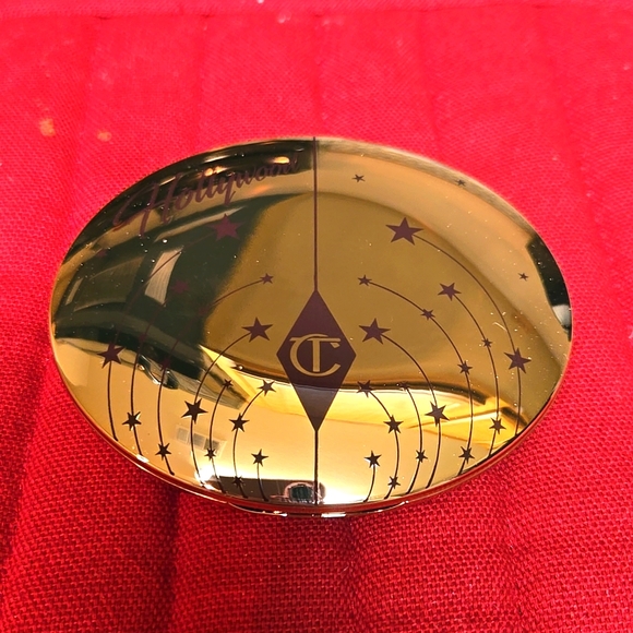 Charlotte Tilbury Glow Glide Face Architect Highlighter "Pillow Talk Glow" - Picture 3 of 8